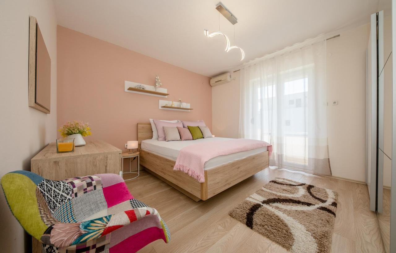 Apartments Luka ラブ エクステリア 写真