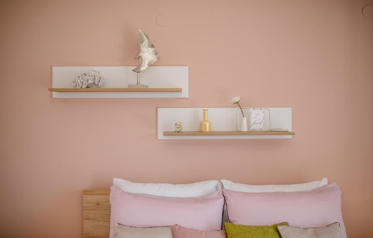 Apartments Luka ラブ エクステリア 写真