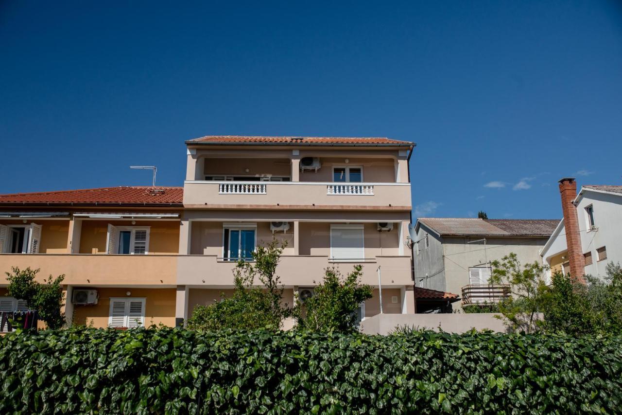 Apartments Luka ラブ エクステリア 写真